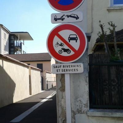 ruelle privée...payée par nos impôts !